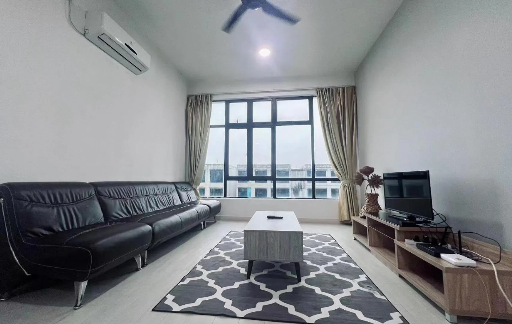 D Summit With Wifi And Tvbox Apartman Johor Bahru